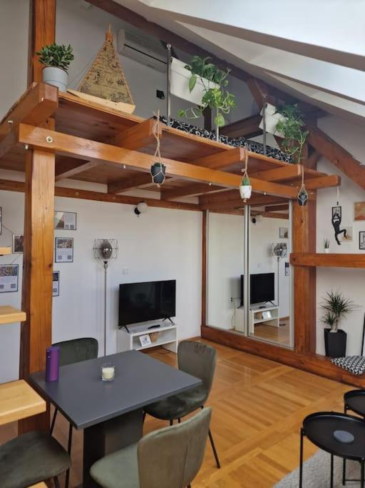 Captain Misha'S Place Белград Екстериор снимка